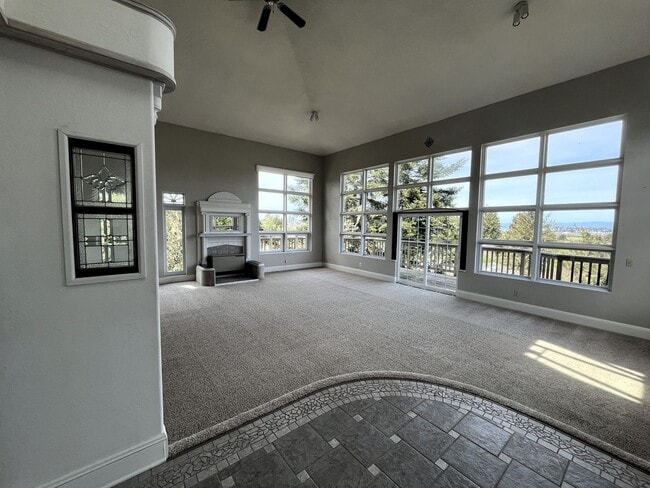 Photo - 3747 Trinity St Unidad 3747 Trinity [PRM: Henry]