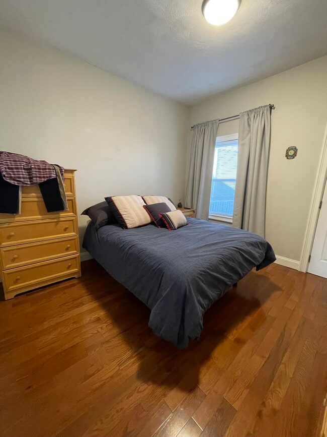 Photo - 12 Chelsea St Unit 2