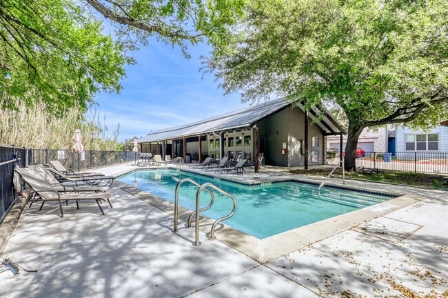 Photo - 1201 Grove Blvd Unit 502