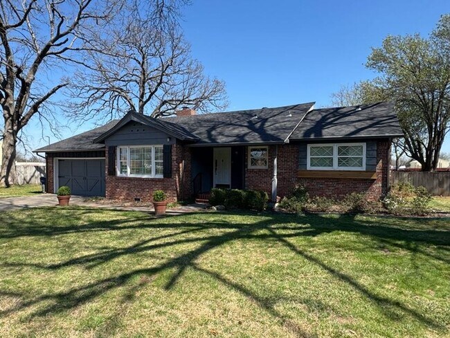 Photo - Gorgeous home close to everything!