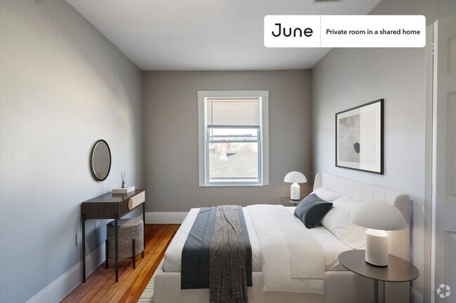 Building Photo - Private bedroom in 4 bed/1.5 bath Home