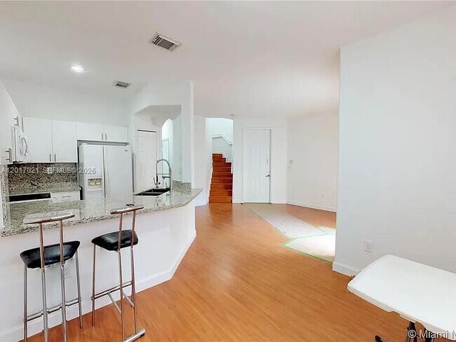 Photo - 7772 NW 114th Pl