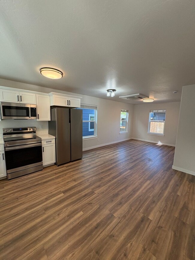Photo - New Construction 3-bedroom, 2-bathroom Tow...