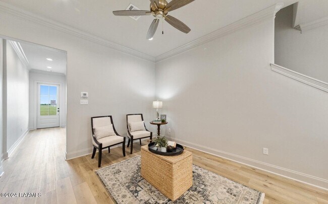 Photo - 304 Sandstone Ave