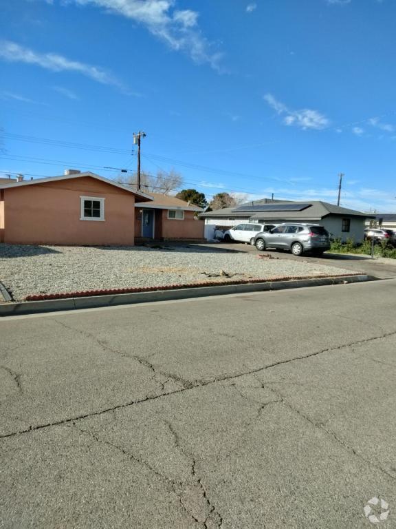 Building Photo - 45417 Sancroft Ave Rental