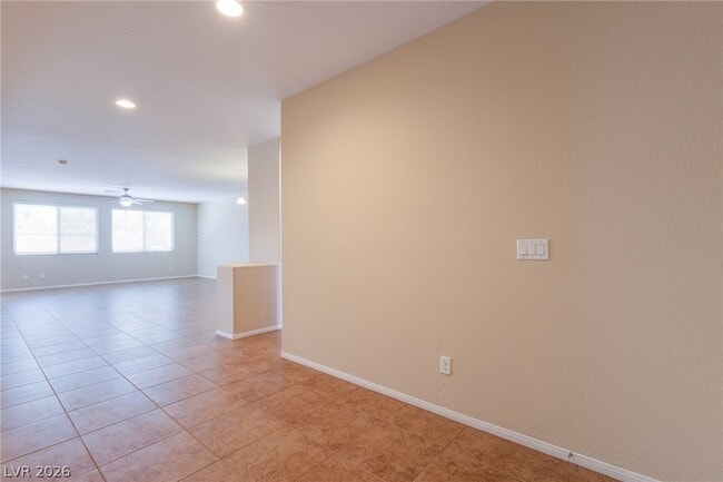 Photo - 10119 Amana Oaks Ave