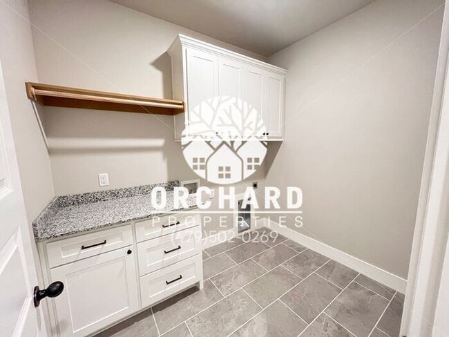 Photo - Single-Family Home- Beautiful 4 Bedroom Alderwood Plan