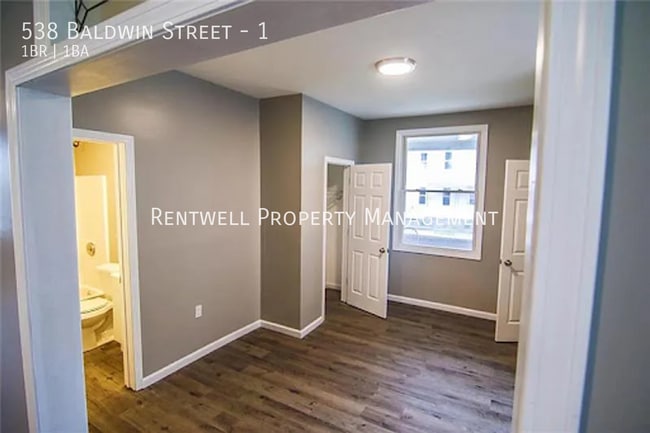 538 Baldwin St Unit 1