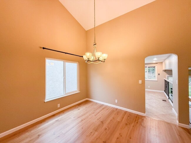 Photo - Well Maintained Twin Creeks Home in San Ramon