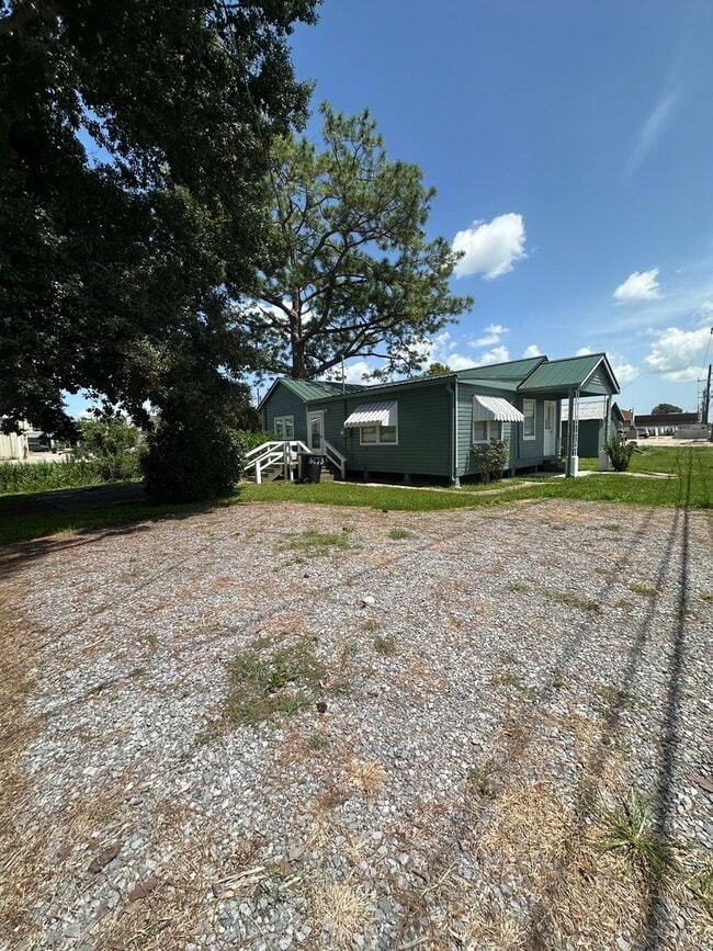 Photo - 6173 W Main St