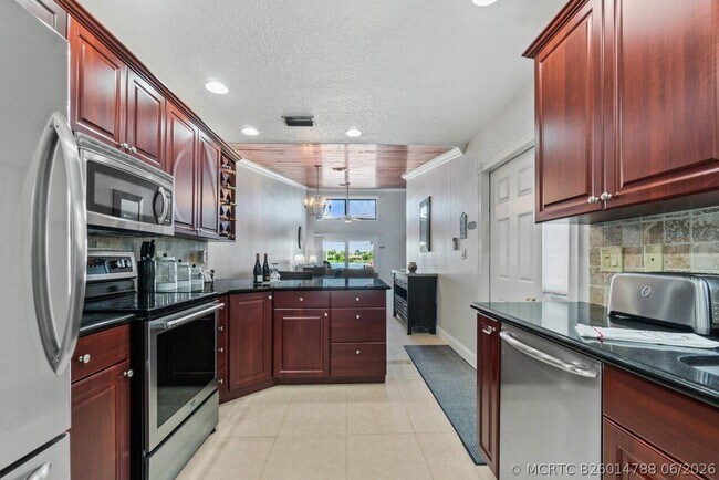Photo - 12542 Westhampton Cir