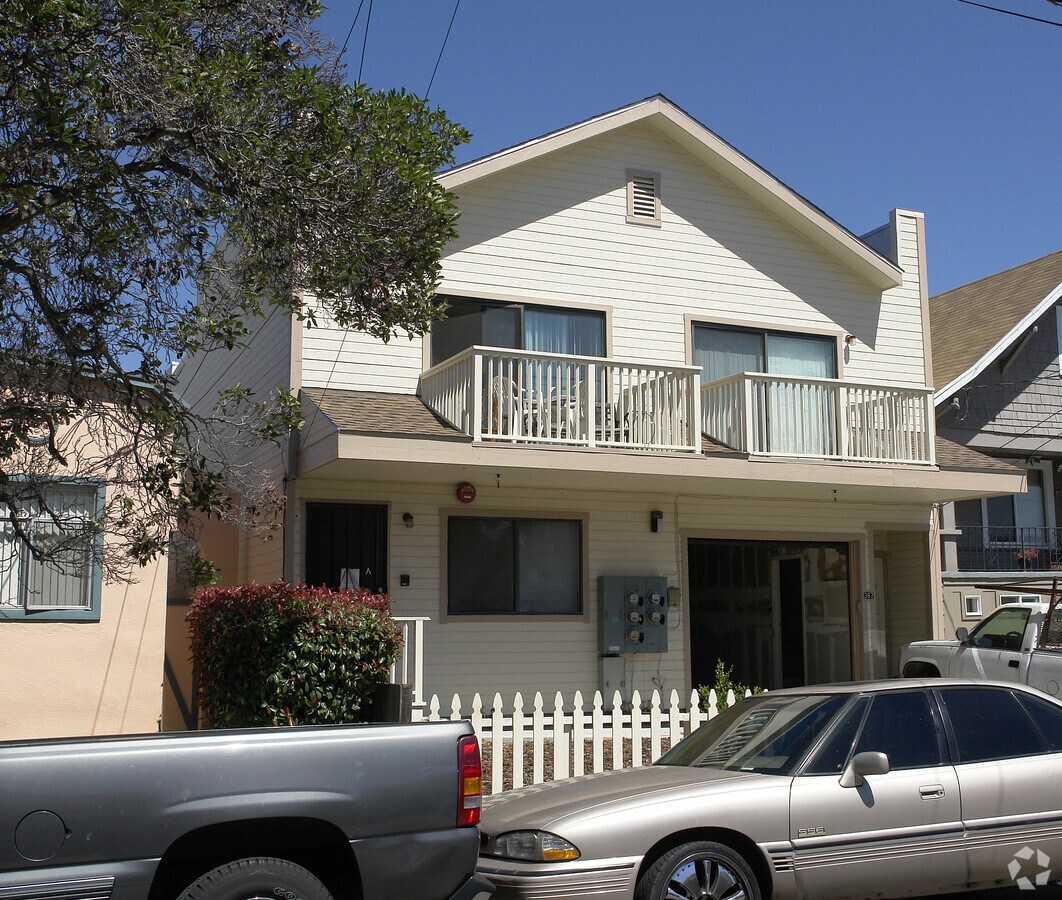 Photo - 367 Lester Ave