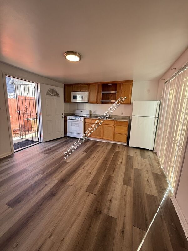 Photo - 943 53rd St Unit Apt C