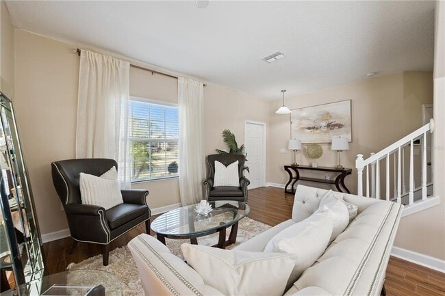 Photo - 1454 Lakeside Ave