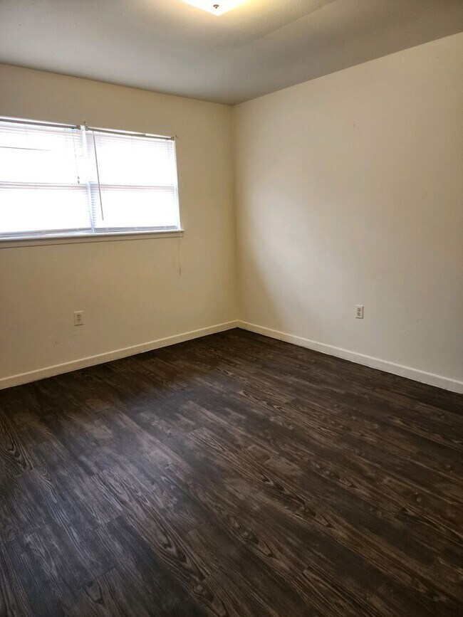 Photo - Updated Unit G