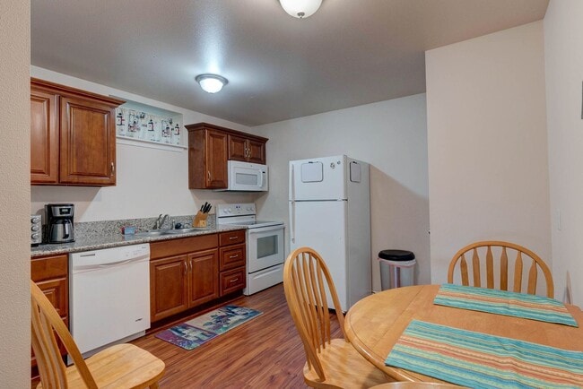 Photo - 295 W Rhodena Dr Unit Basement Apartment