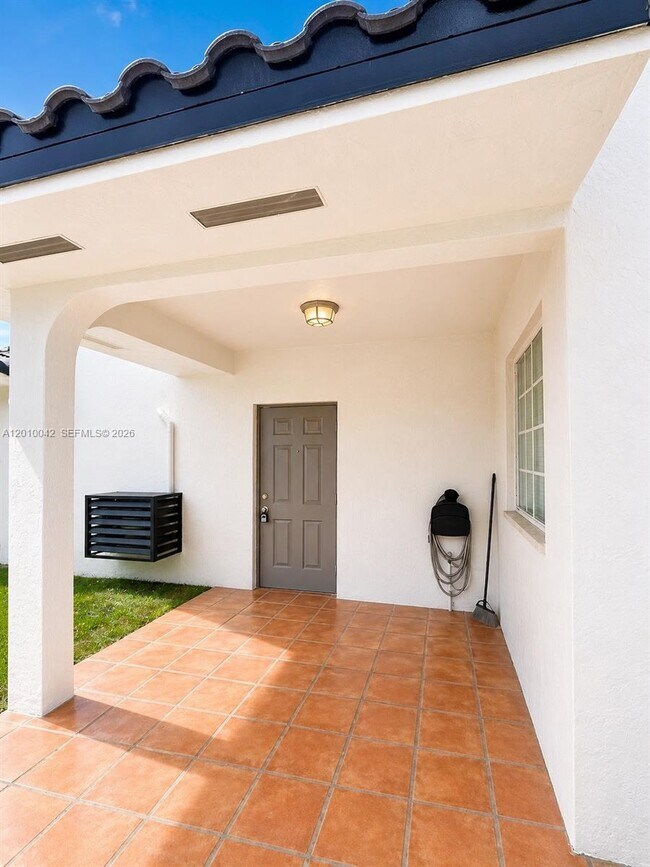 Photo - 7532 NW 176th St Unit 1