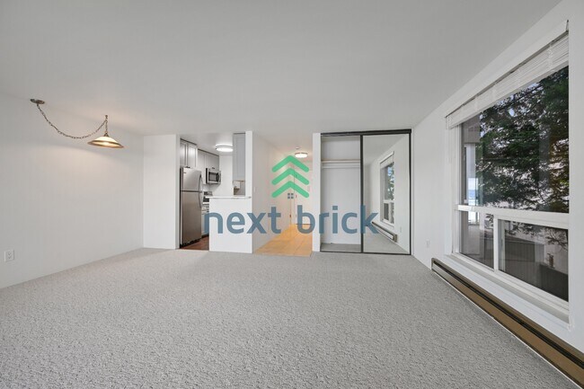 Photo - For Rent – 1 Bedroom | 1 Bathroom Lakeview Condo in Leschi Shores Unit 107