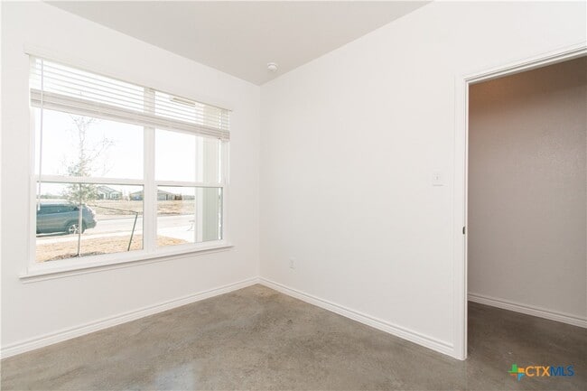 Photo - 3905 Hackberry Dr