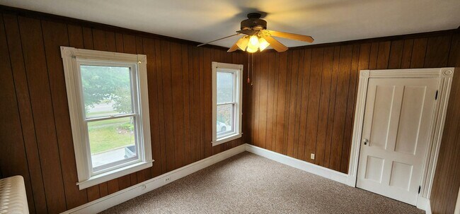 43 S Main St Unit 2
