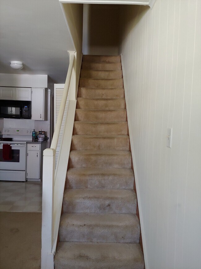 2100 Jefferson Park Ave Unit 3