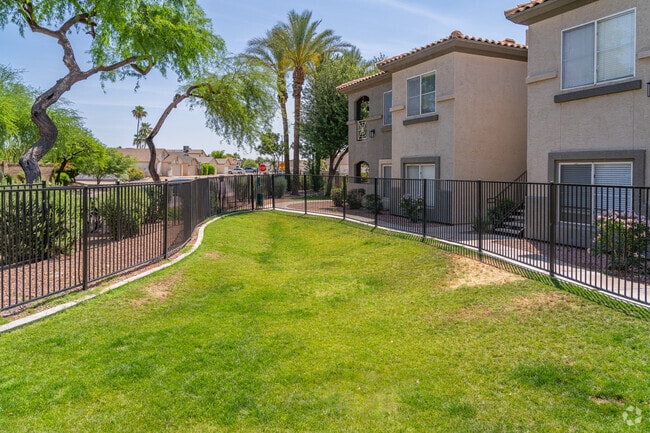 Parque de corteza - The Franklin Apartment Homes