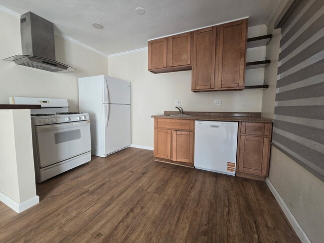 245 4th Ave Unit 1