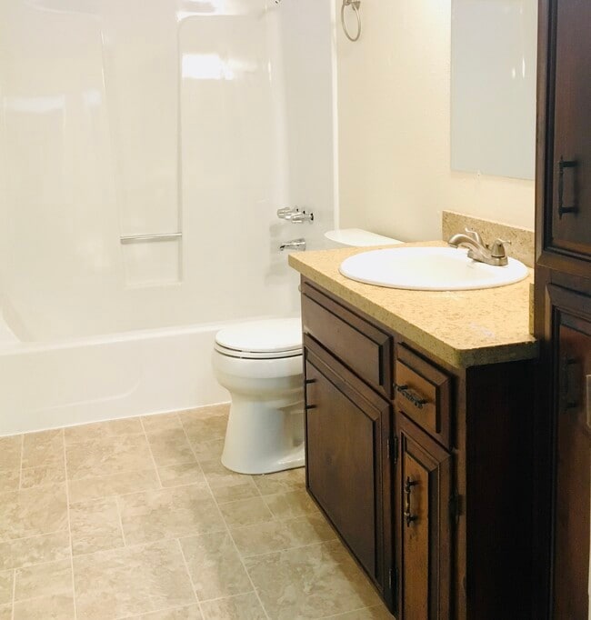 Photo - 209 Wright Ln