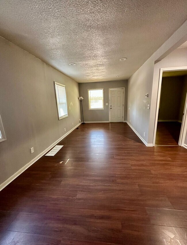 Photo - 2 Bedroom Home For Rent with 1/2 Off 1st Months Rent!