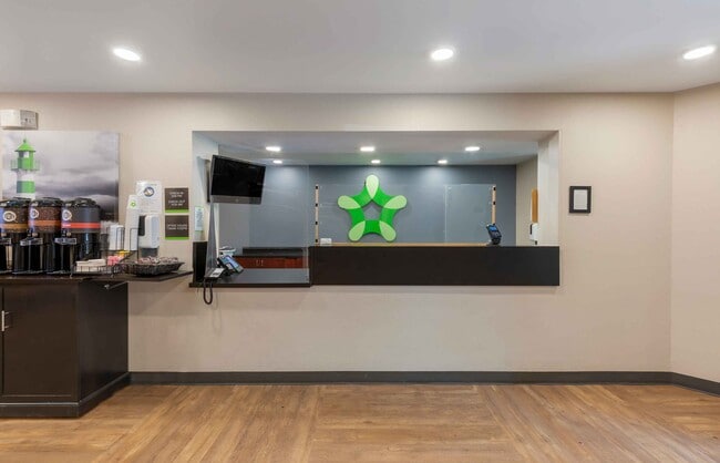 Photo - Furnished Studio-Washington, D.C. - Centre...