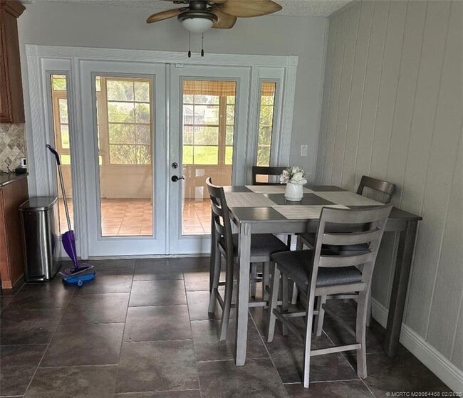 Photo - 1365 SW Gastador Ave