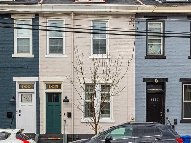 Photo - 1835 Locust St House
