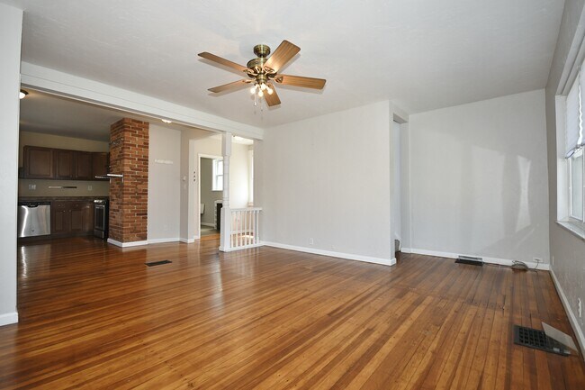 Photo - 1407 Clover St Unit #2