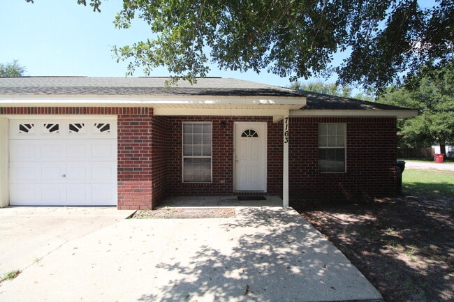 Building Photo - 2-Bed, 2-Bath Brick Duplex Near NAS Whitin... Rental