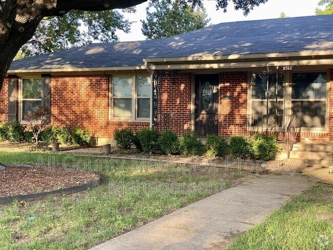 Building Photo - 9562 Mercer Dr Rental