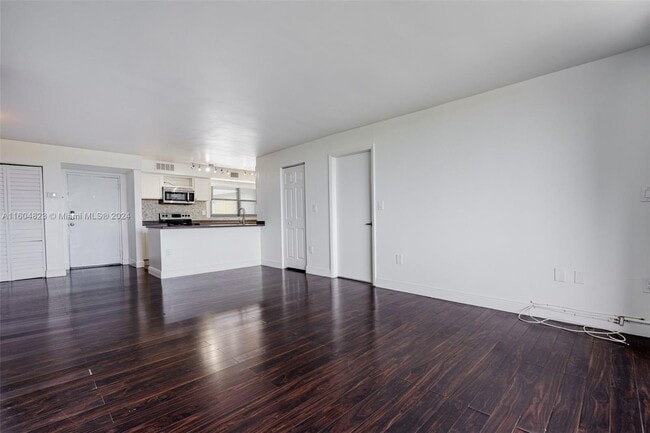 Photo - 7300 Wayne Ave Unit 505