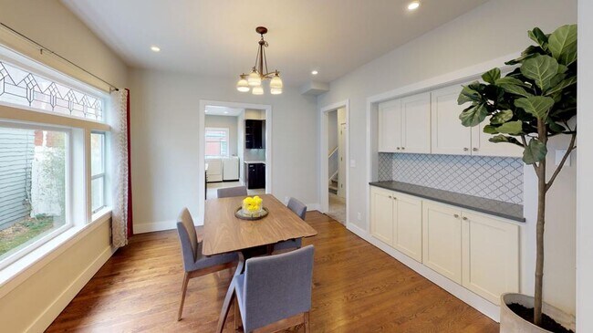 Photo - Newly remodeled home in Northern Universit...