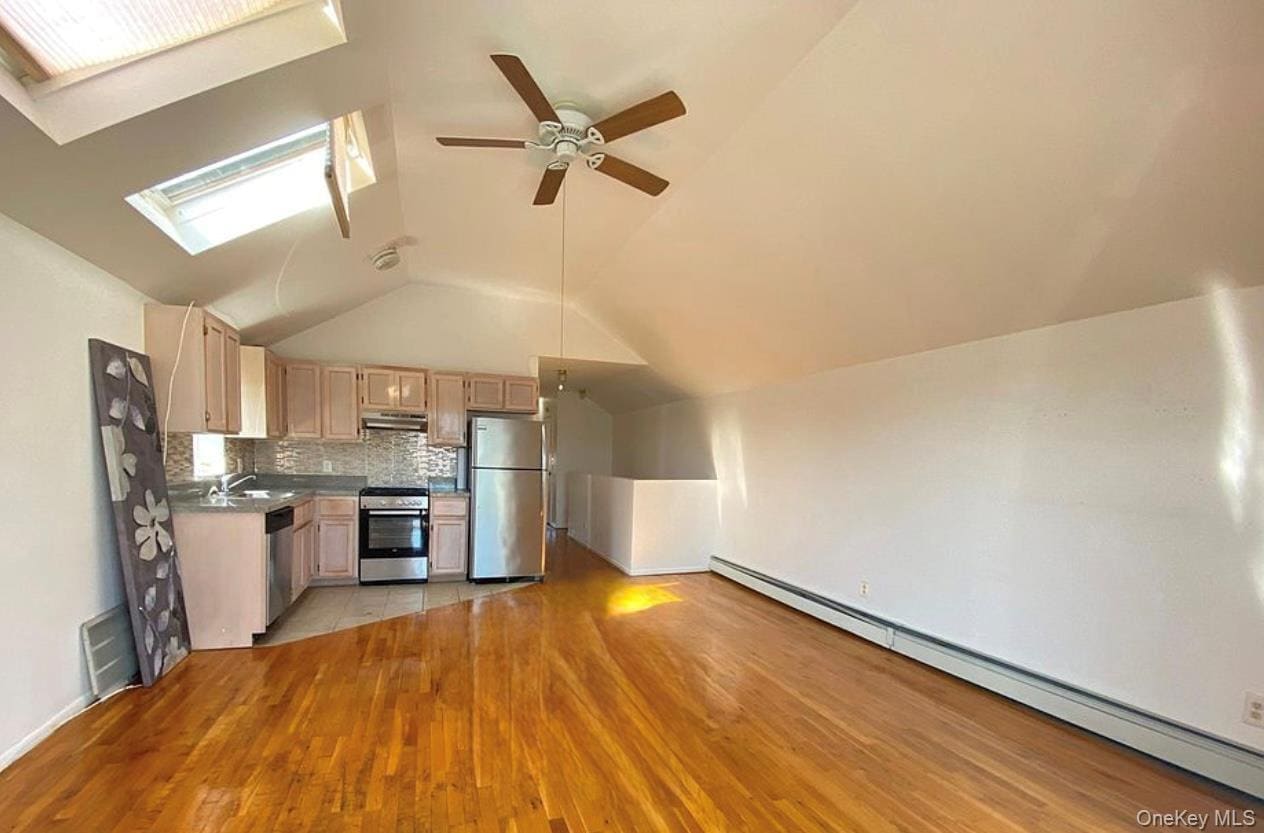 Photo - 259 Davis Ave Unit 2