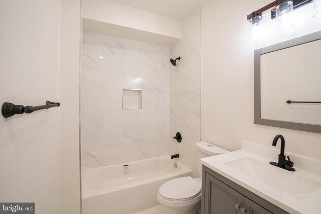 Photo - 2022 N 5th St Unit 1