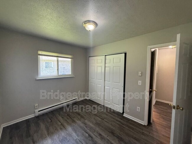 Photo - 4650 Waynedale Cir