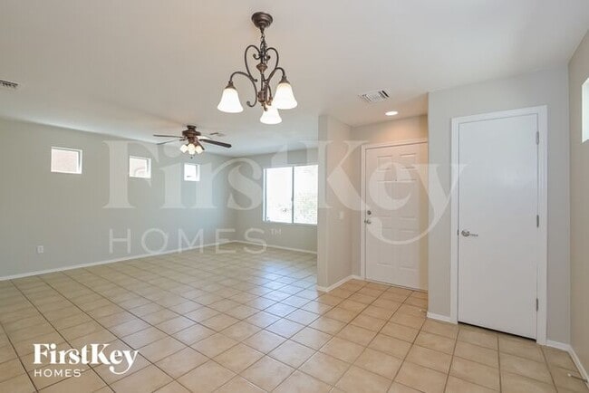 Photo - 10621 E Singing Canyon Dr