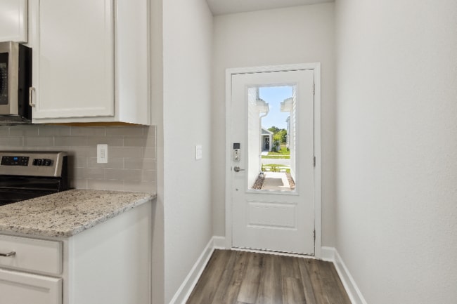 Photo - 95044 Terri's Way