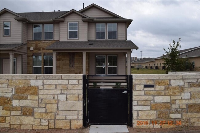 Photo - 313 N Heatherwilde Blvd