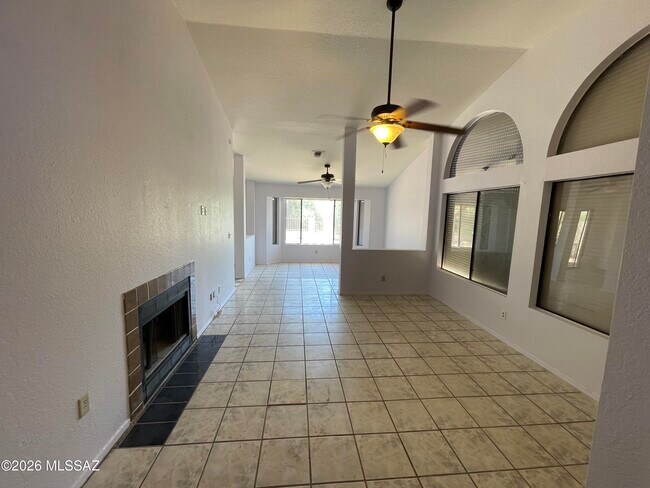 Photo - 4685 W Lessing Ln