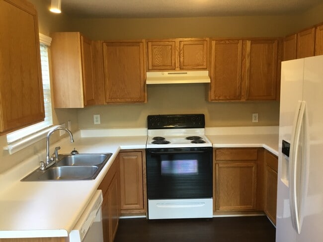 Photo - 4020 Landerwood Dr