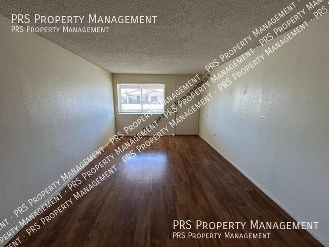 Photo - 3147 E Edgewood Ave