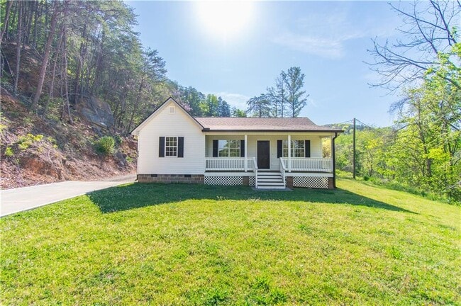 Photo - 270 Irwin Mill Rd SE