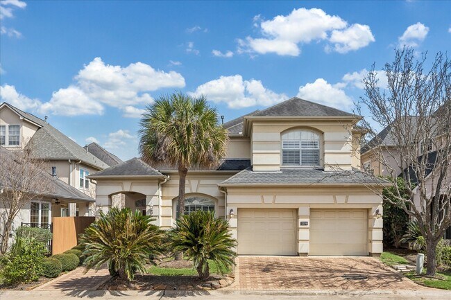 Building Photo - 1119 Gardencrest Ln