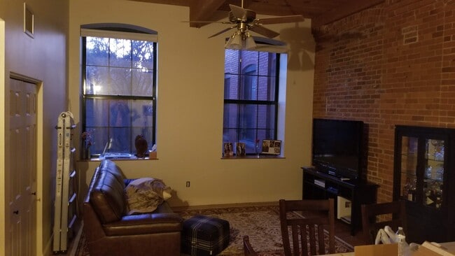 54 Green St Unit 202