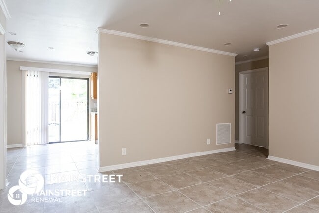 Photo - 848 Arlington Dr